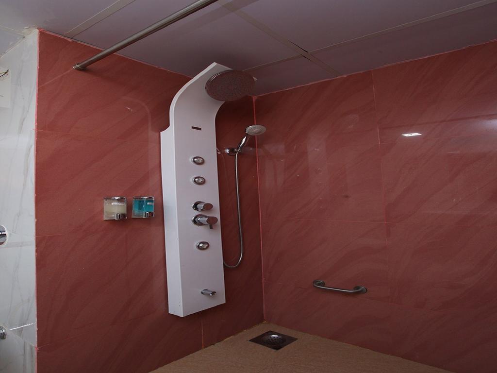 Shilpi Hill Resort Сапутара Екстериор снимка