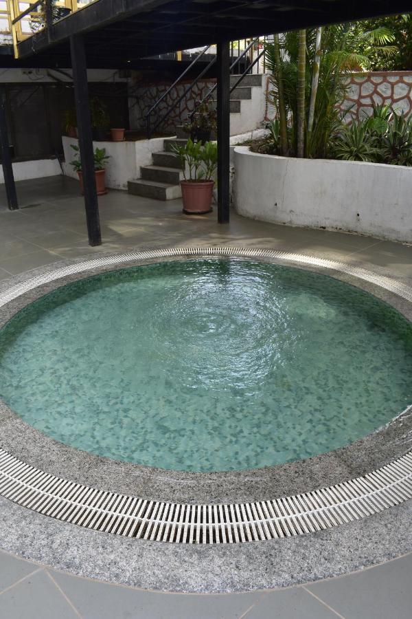 Shilpi Hill Resort Сапутара Екстериор снимка