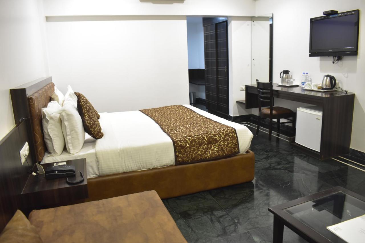 Shilpi Hill Resort Сапутара Екстериор снимка