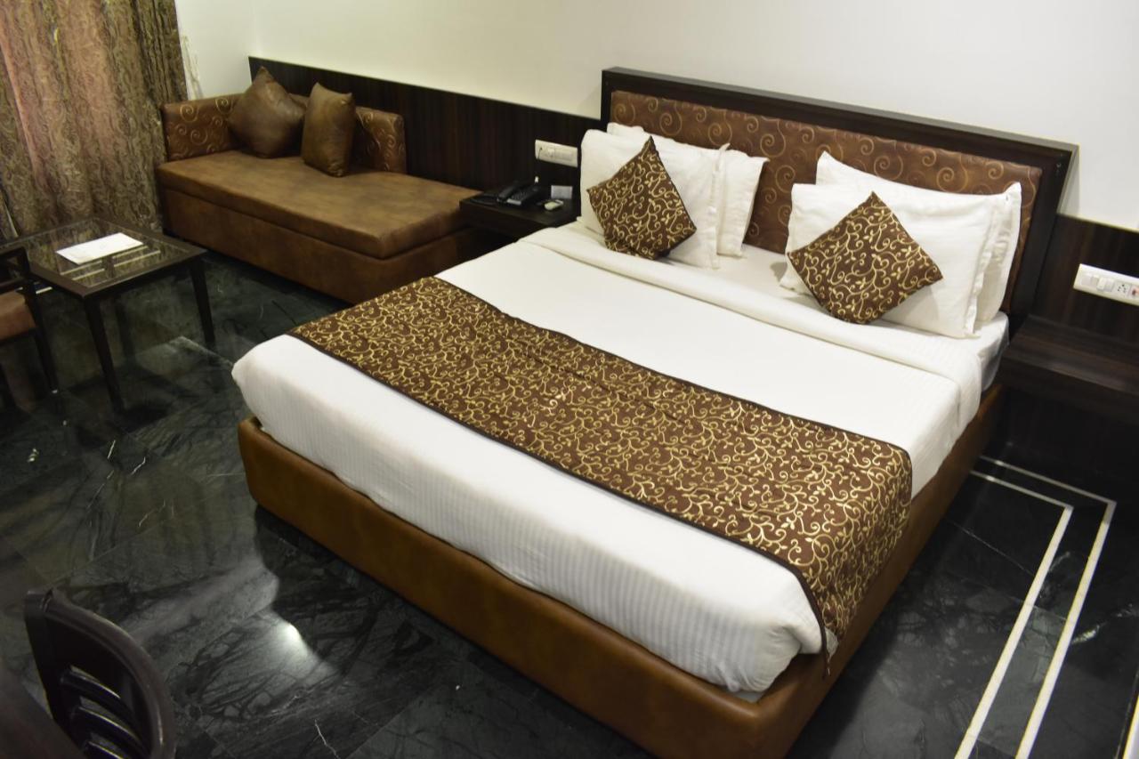 Shilpi Hill Resort Сапутара Екстериор снимка