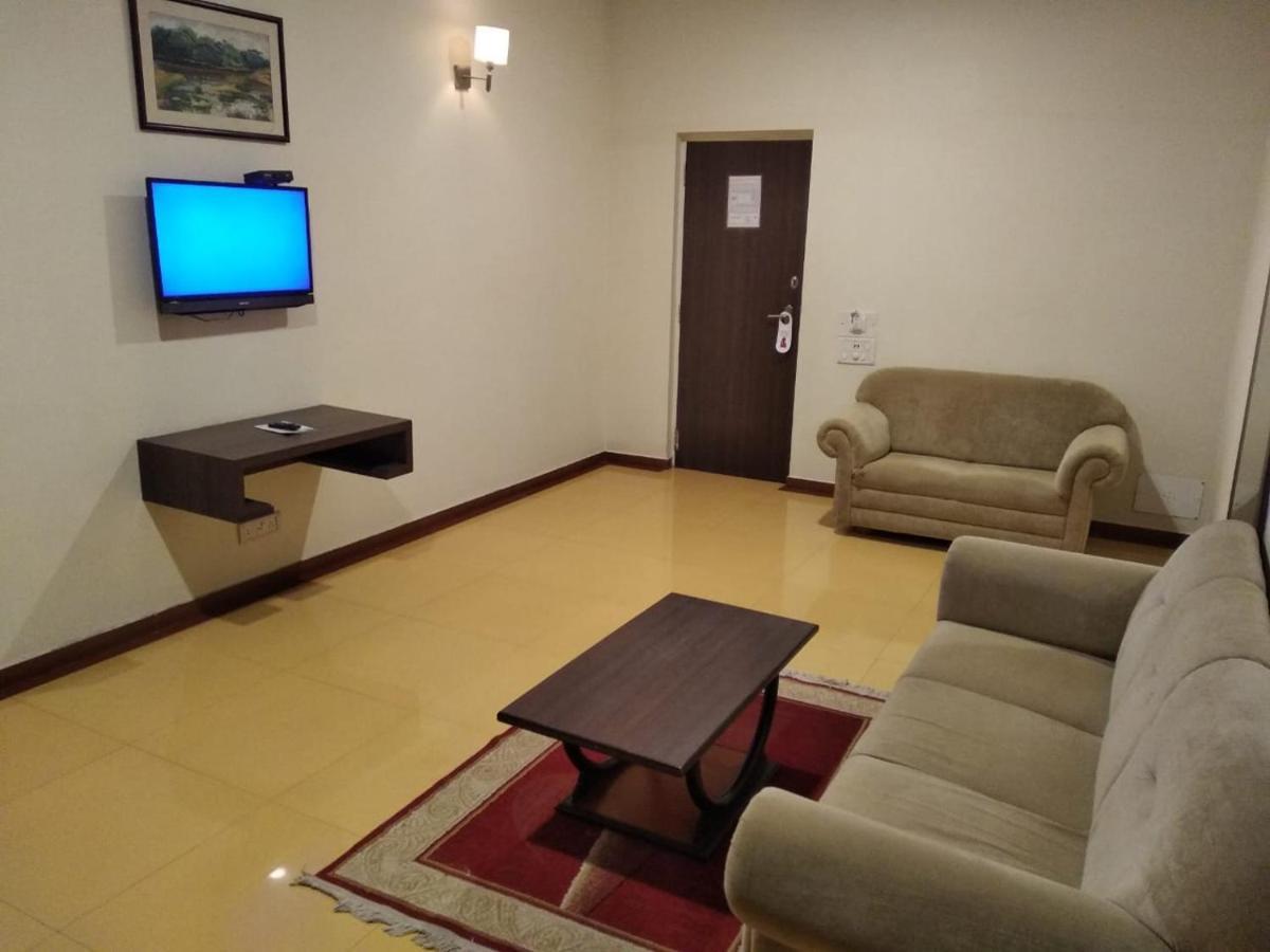Shilpi Hill Resort Сапутара Екстериор снимка