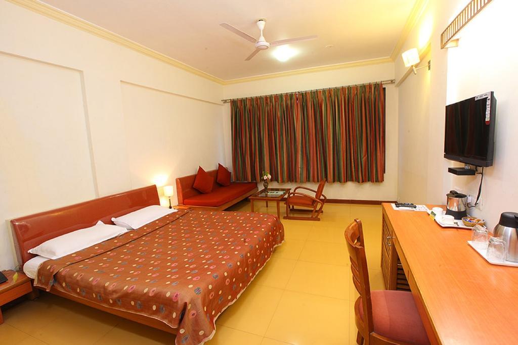 Shilpi Hill Resort Сапутара Стая снимка